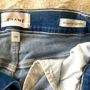 Frame ali skinny jeans size 24